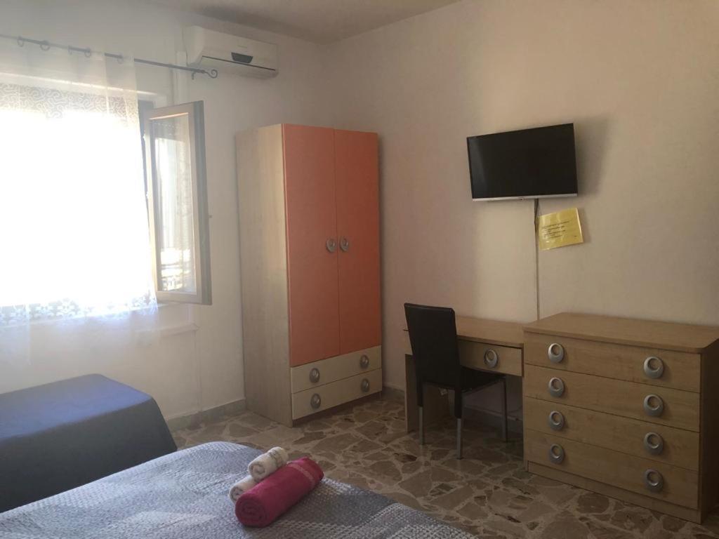 Il Girasole Bed & Breakfast Crotone Bagian luar foto