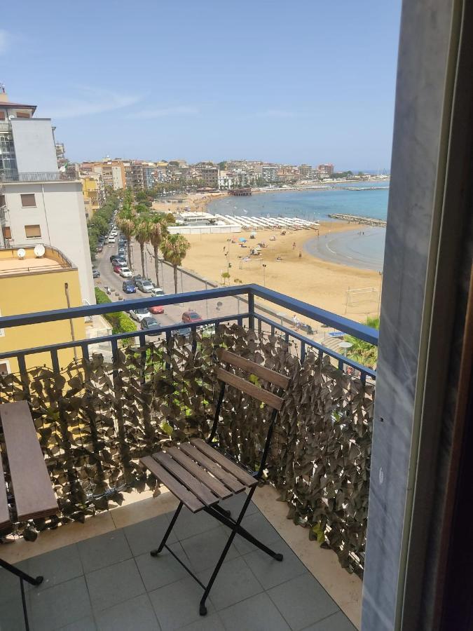 Il Girasole Bed & Breakfast Crotone Bagian luar foto