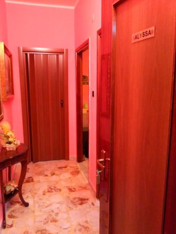 Il Girasole Bed & Breakfast Crotone Bagian luar foto